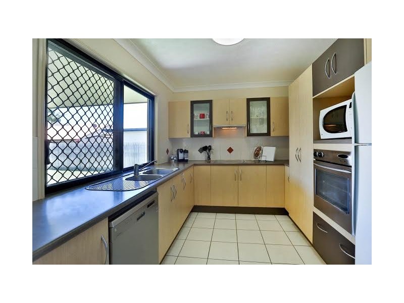 6 Riley Circuit, Kirwan QLD 4817