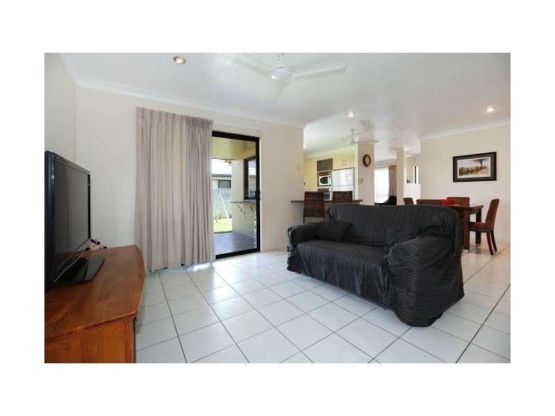 6 Riley Circuit, Kirwan QLD 4817