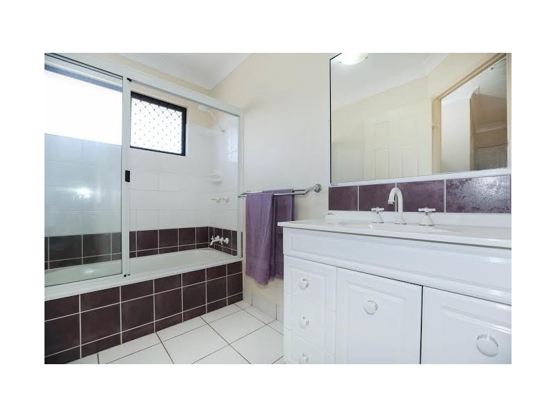 6 Riley Circuit, Kirwan QLD 4817