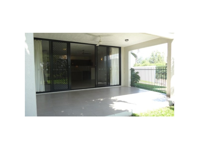 34/111-119 Bowen Road, Rosslea QLD 4812