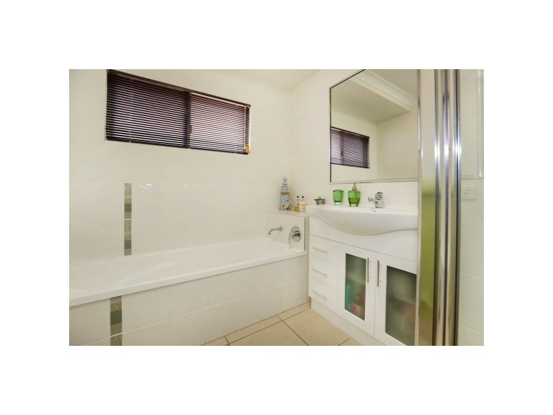 6 Mannikin Way, Bohle Plains QLD 4817