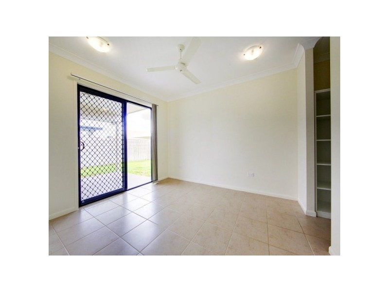 11 Rowley Place, Burdell QLD 4818