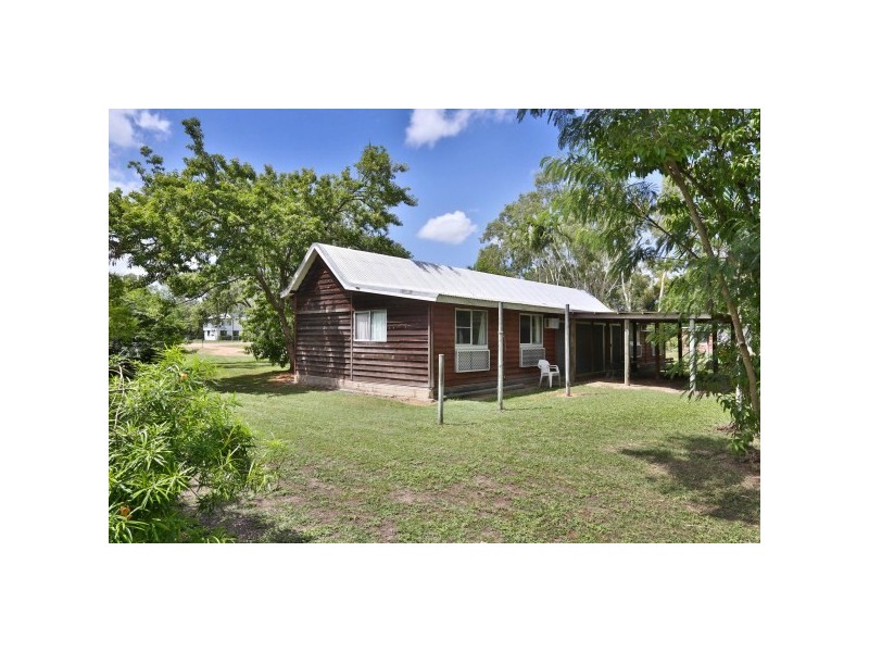 17 Landers Avenue, Rangewood QLD 4817