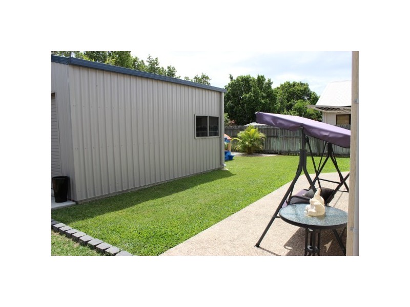 10 Young Circuit, Kirwan QLD 4817