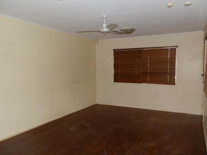 12 Kittyhawk Crescent, Kirwan QLD 4817