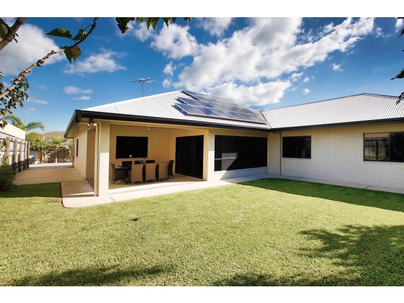 21 Knox Court, Mount Louisa QLD 4814