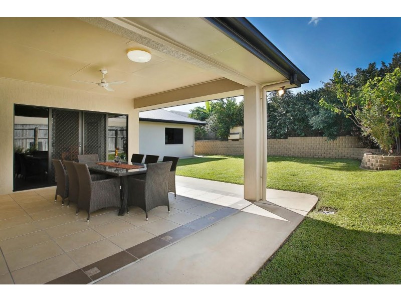 21 Knox Court, Mount Louisa QLD 4814