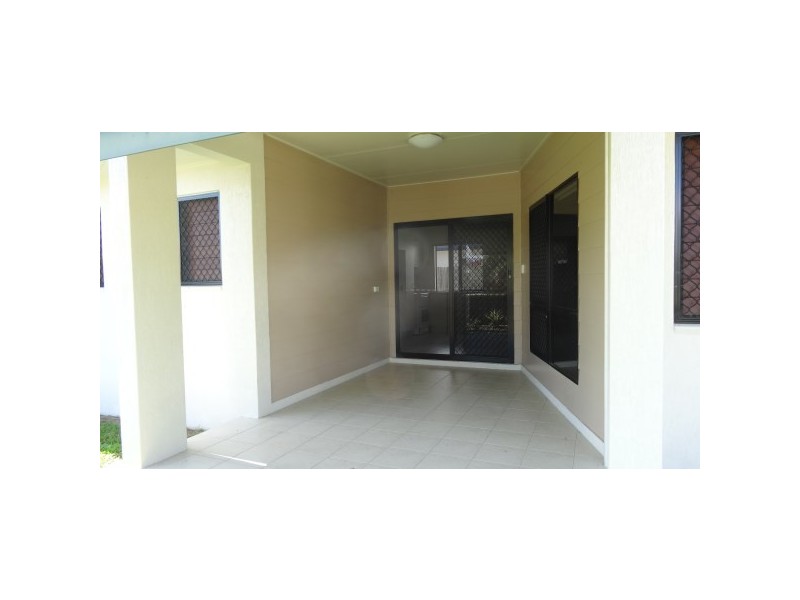 1/14 Shiraz Avenue, Condon QLD 4815