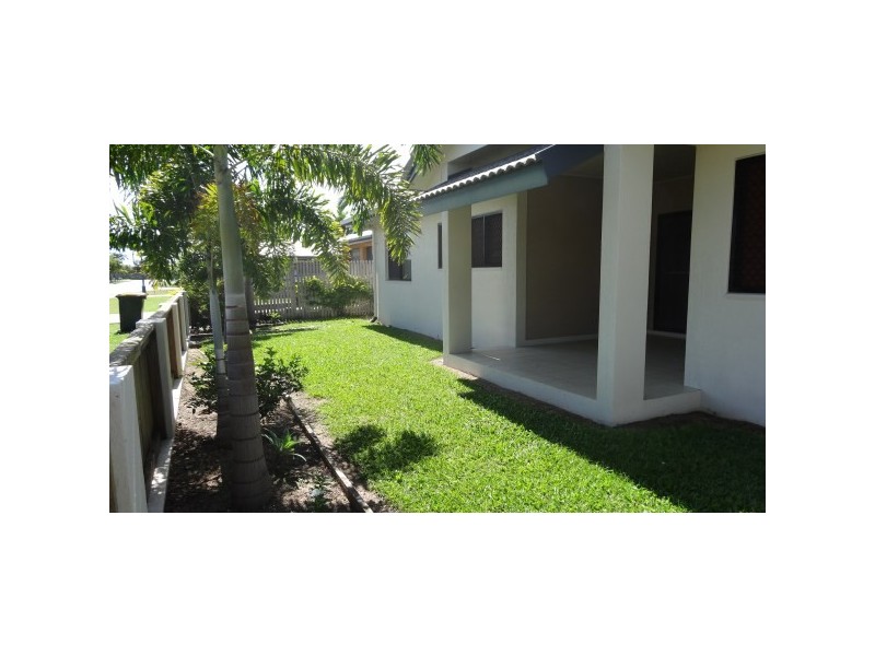 1/14 Shiraz Avenue, Condon QLD 4815