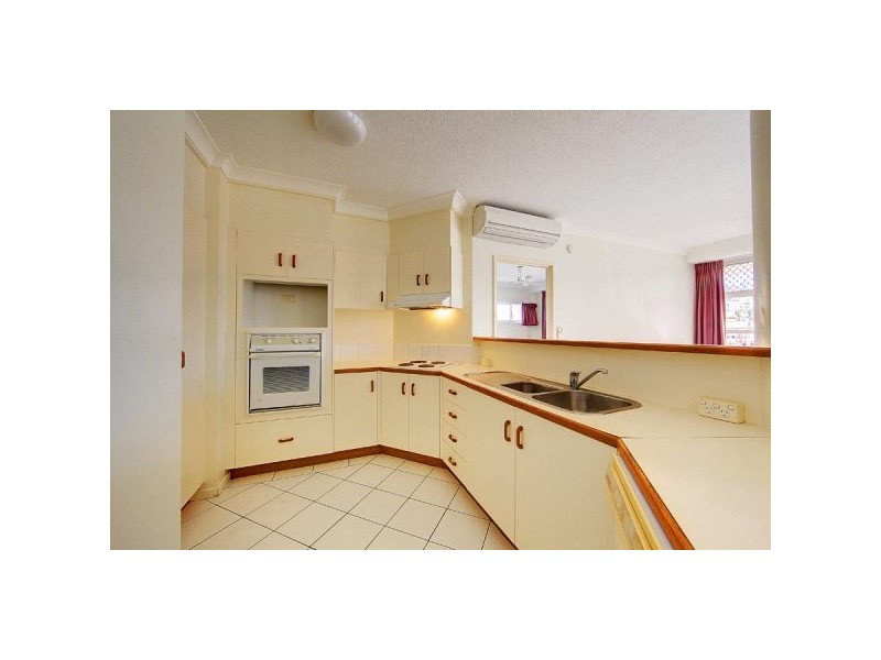 2B/3 The Strand, Townsville City QLD 4810