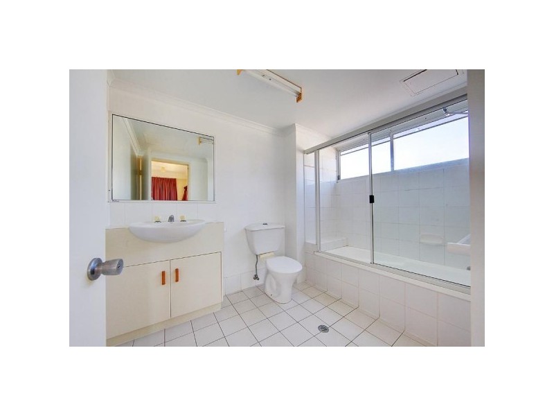 2B/3 The Strand, Townsville City QLD 4810