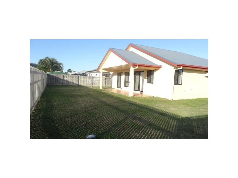 21 Bamboo Crescent, Mount Louisa QLD 4814
