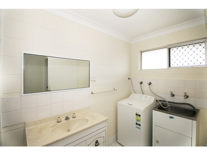 5/151-153 Nathan Street, Cranbrook QLD 4814