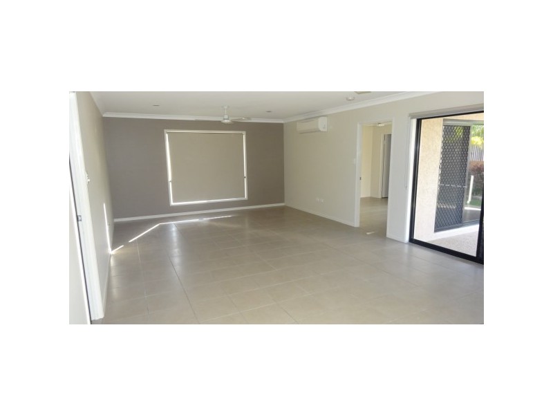 1A Zoe Court, Mount Louisa QLD 4814