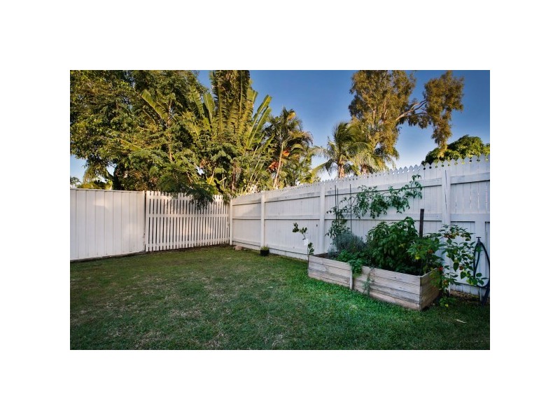 2/185 Thuringowa Drive, Kirwan QLD 4817