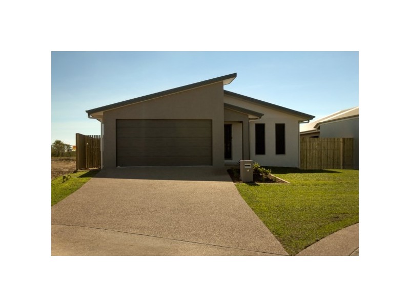 18 Dahlia Street, Burdell QLD 4818