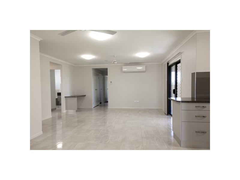 18 Dahlia Street, Burdell QLD 4818