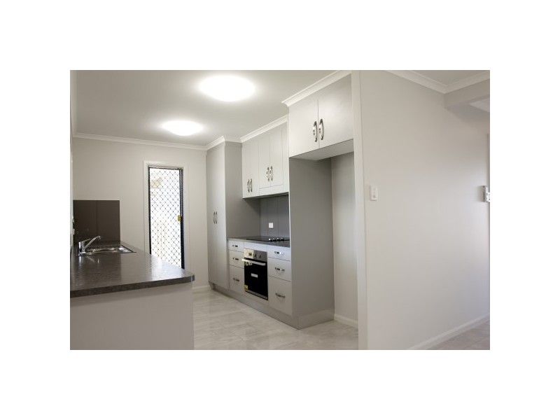 18 Dahlia Street, Burdell QLD 4818