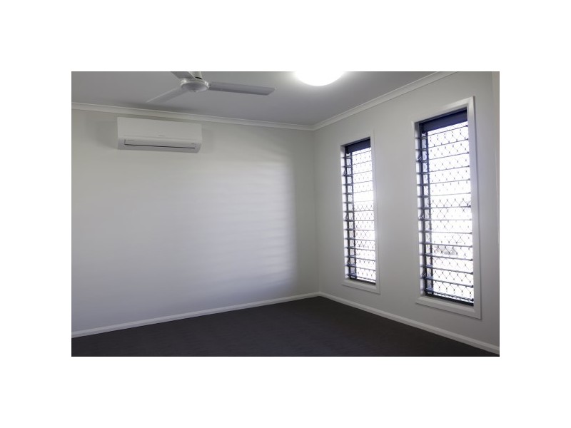 18 Dahlia Street, Burdell QLD 4818