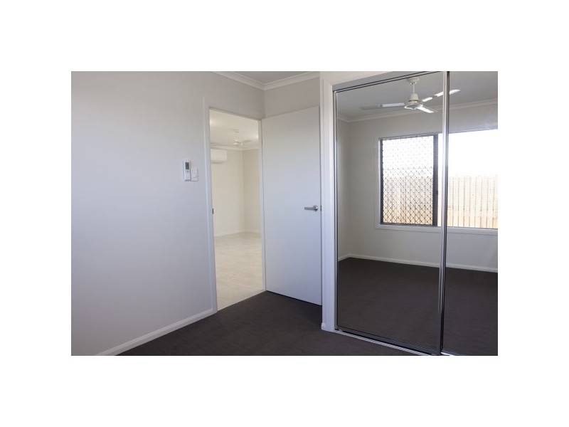 18 Dahlia Street, Burdell QLD 4818