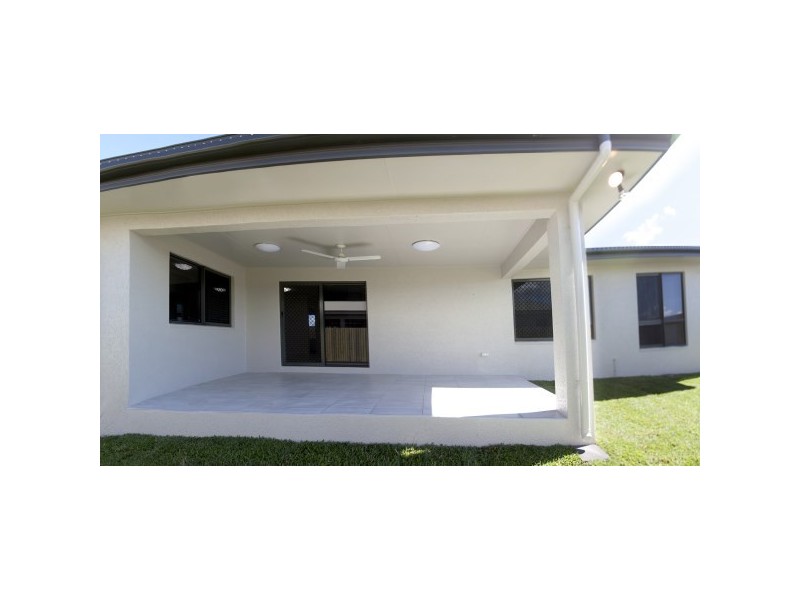 18 Dahlia Street, Burdell QLD 4818