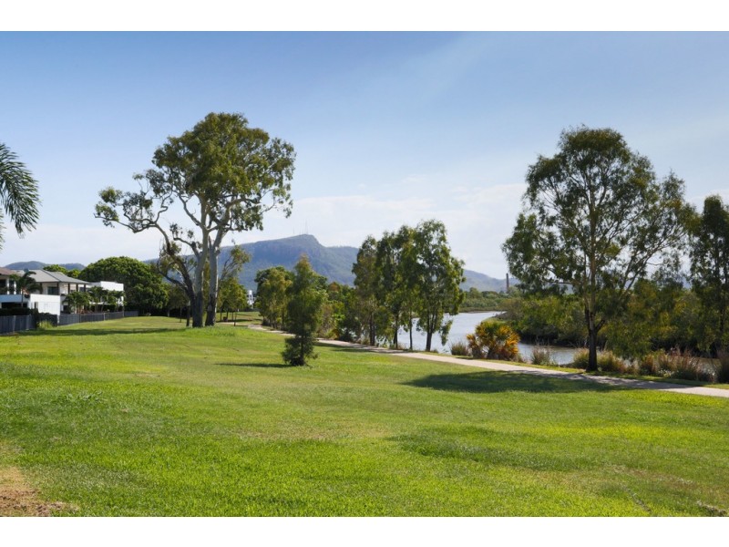 44 River Boulevard, Idalia QLD 4811