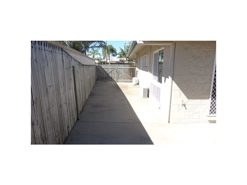 50 Colchester Crescent, Kirwan QLD 4817