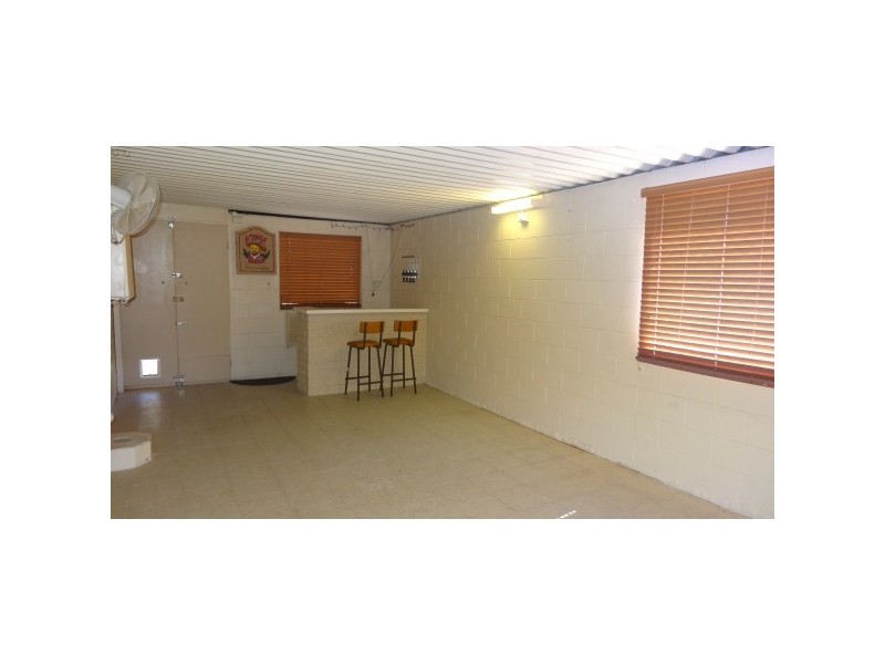 25 Tamarind Street, Kirwan QLD 4817