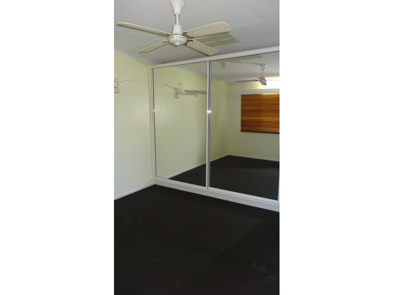 25 Tamarind Street, Kirwan QLD 4817