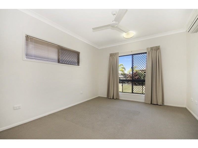 29 Chapple Street, Mount Louisa QLD 4814