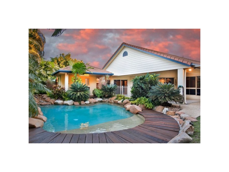 2 Waterside Place, Idalia QLD 4811