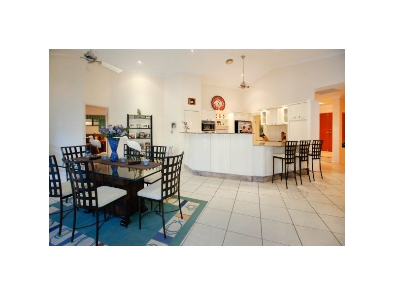 2 Waterside Place, Idalia QLD 4811