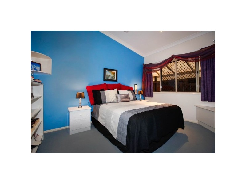 2 Waterside Place, Idalia QLD 4811