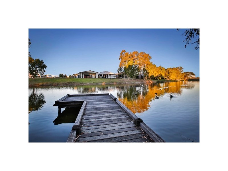 2 Waterside Place, Idalia QLD 4811