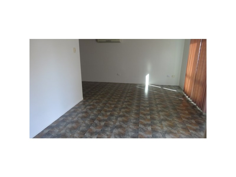 4 Woodlea Court, Kelso QLD 4815