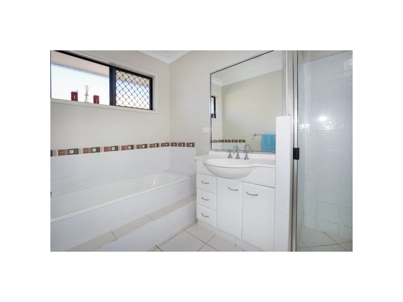 6 Springbrook Parade, Idalia QLD 4811