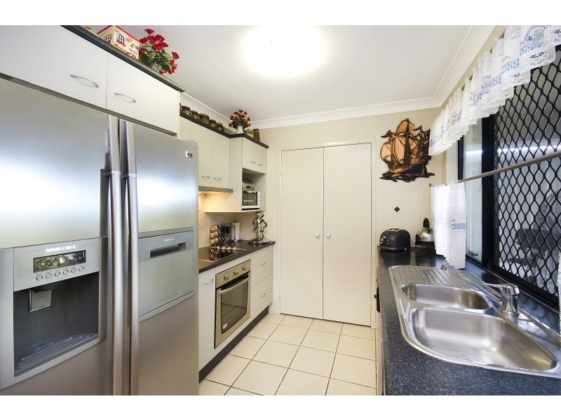 11 Fitzgerald Crescent, Kirwan QLD 4817
