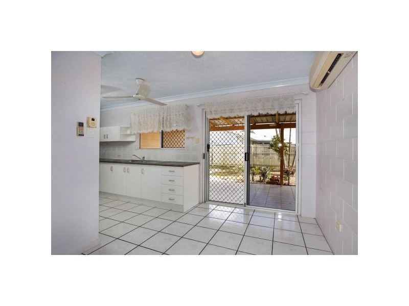 13 Lyndhurst Street, Mount Louisa QLD 4814