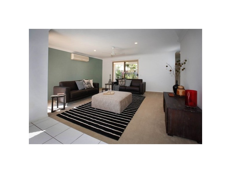 42 Wallace Circuit, Kirwan QLD 4817