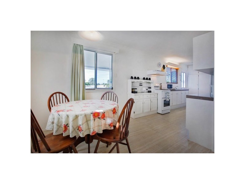 18 Rundle Street, Mount Louisa QLD 4814