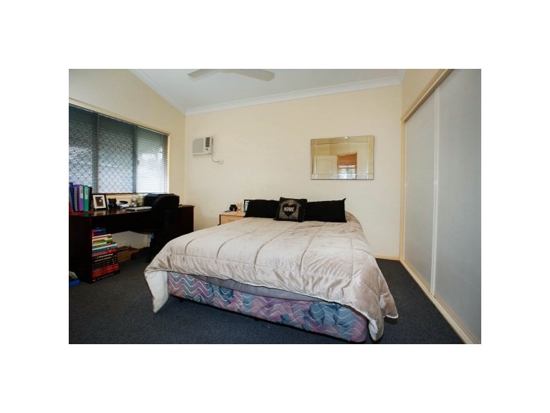 8 Siris Place, Douglas QLD 4814