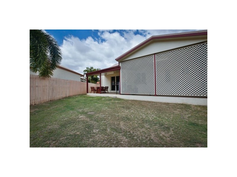 8 Siris Place, Douglas QLD 4814