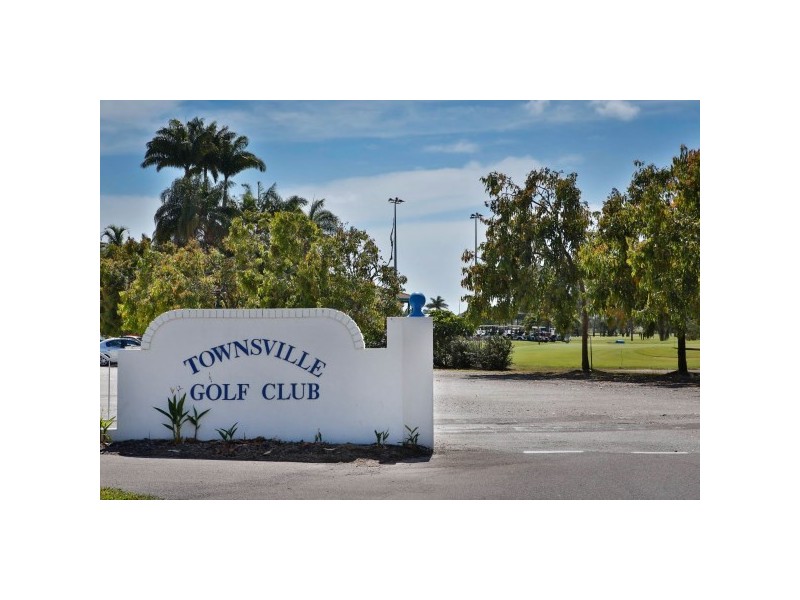 4/16 Benson Street, Rosslea QLD 4812