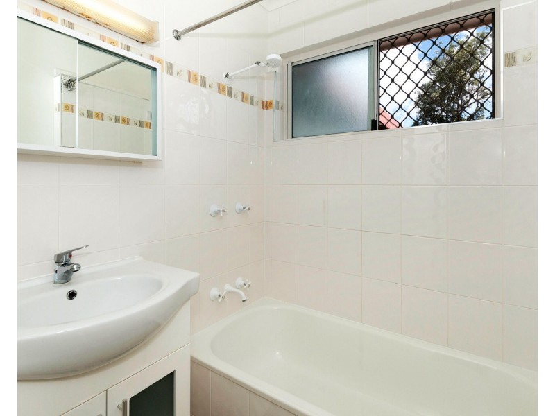 1 Corella Crescent, Mount Louisa QLD 4814