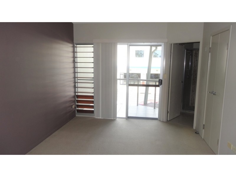 231 Riverside Boulevard, Douglas QLD 4814