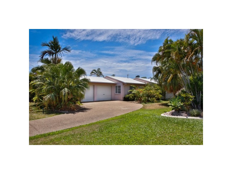 7 Feeney Avenue, Rasmussen QLD 4815