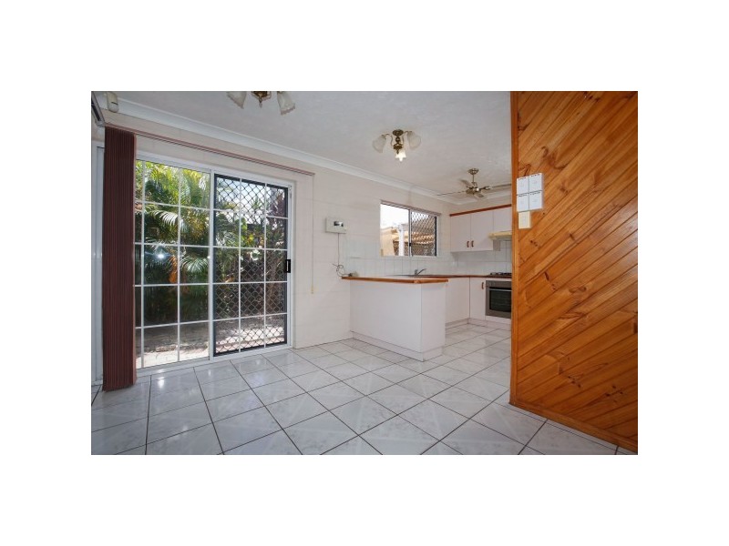 7 Feeney Avenue, Rasmussen QLD 4815