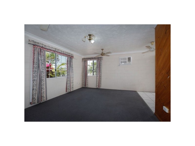 7 Feeney Avenue, Rasmussen QLD 4815