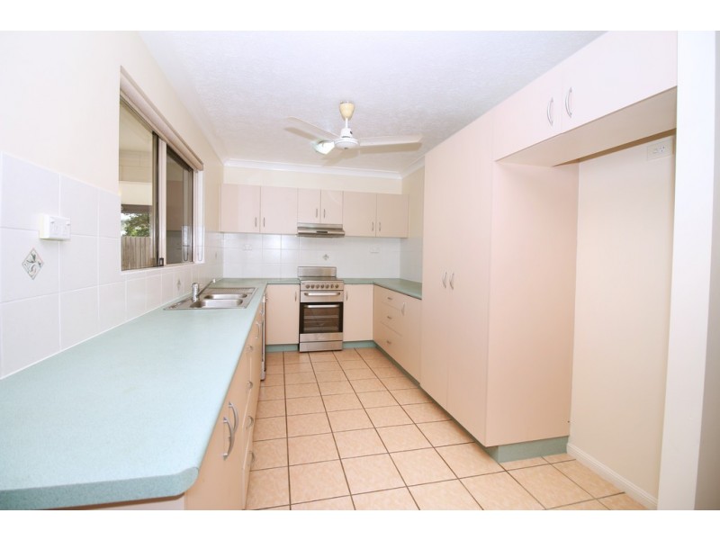 14 Dalkeith Crescent, Mount Louisa QLD 4814