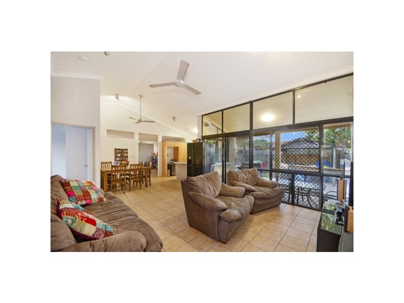15 Rialto Close, Kirwan QLD 4817